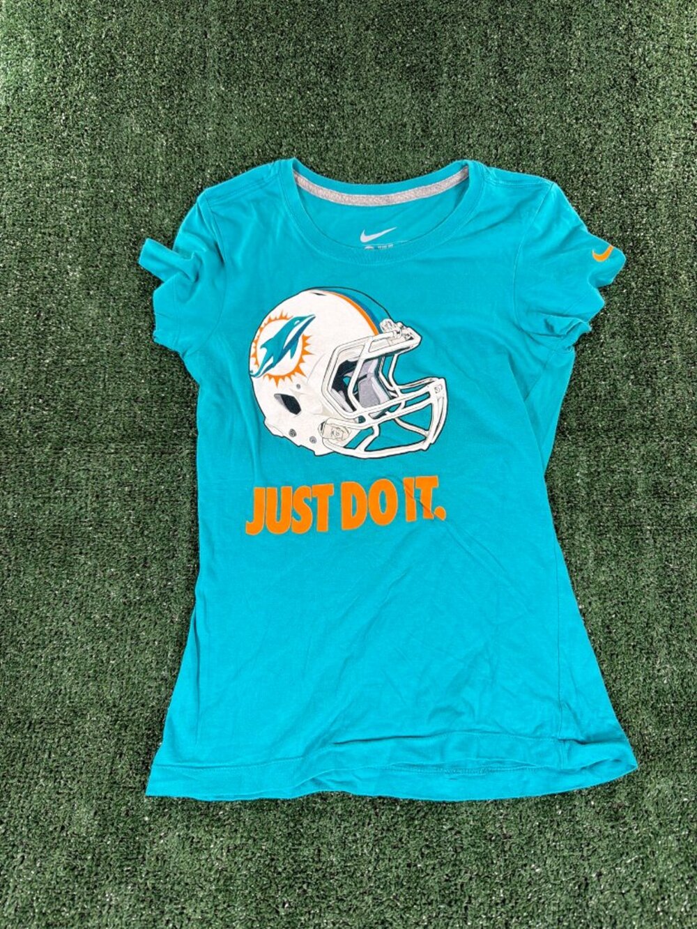 Nike Miami Dolphins Helmet Just Do It Tee Women's XS Aqua Slim Fit